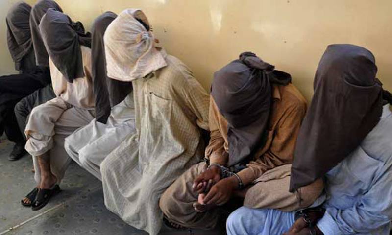 پشاور سے 15 مشتبہ افراد گرفتار