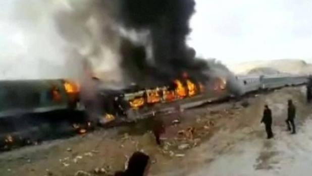 ایران میں ٹرین حادثہ، 36 مسافر ہلاک‎