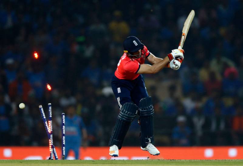 بھارت کیخلاف دوسرے ٹی 20 میں انگلینڈ جیتا ہوا میچ ہار گیا
