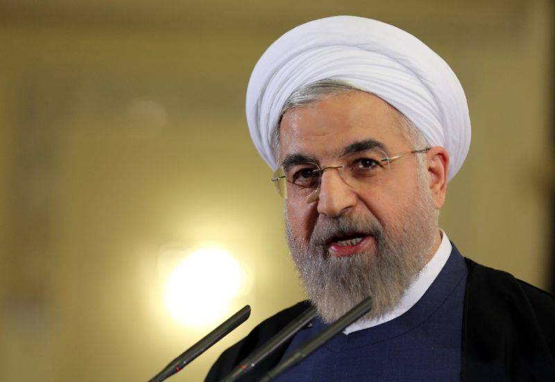 ای سی او سربراہ اجلاس : ایران کے صدر حسن روحانی اسلام آباد پہنچ گئے