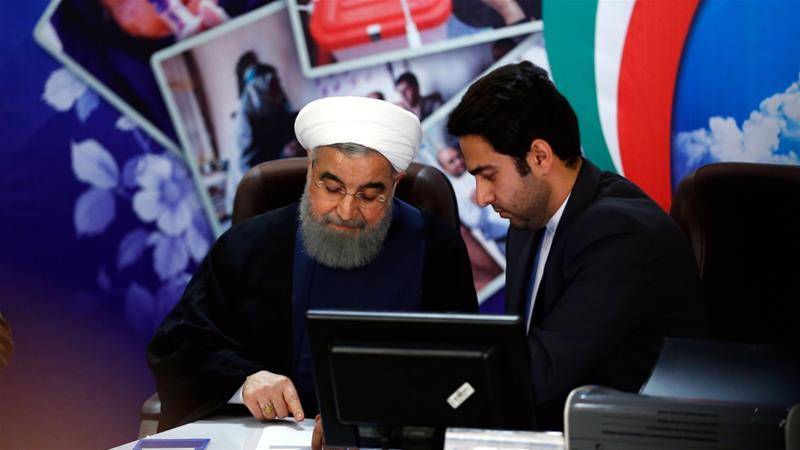 ایران: حسن روحانی نے صدارتی انتخابات کیلئے کاغذات نامزدگی جمع کرا دیئے