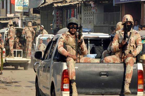 کراچی: رینجرز کی مختلف علاقوں میں کارروائی، 10 ملزمان گرفتار