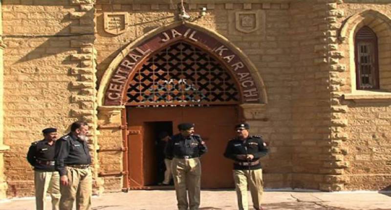 کراچی سینٹرل جیل سے سنگین جرائم میں ملوث 2قیدی فرار 