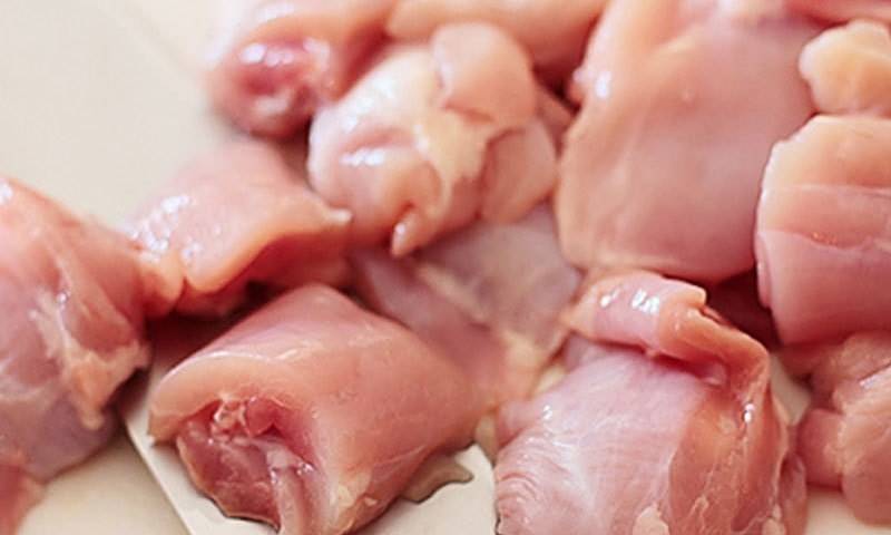 قطر کو پاکستان کی طرف سے کئی ٹن مرغی کا گوشت بجھوا دیا گیا 
