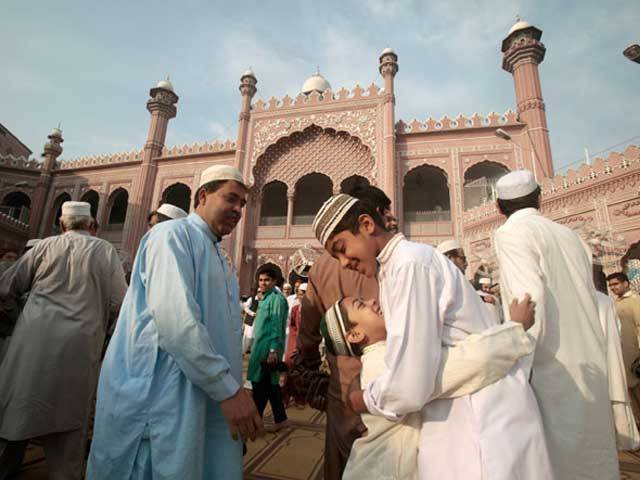پنجاب حکومت نے عید الفطرکی چھٹیوں کا اعلان کردیا، نوٹی فکیشن جاری
