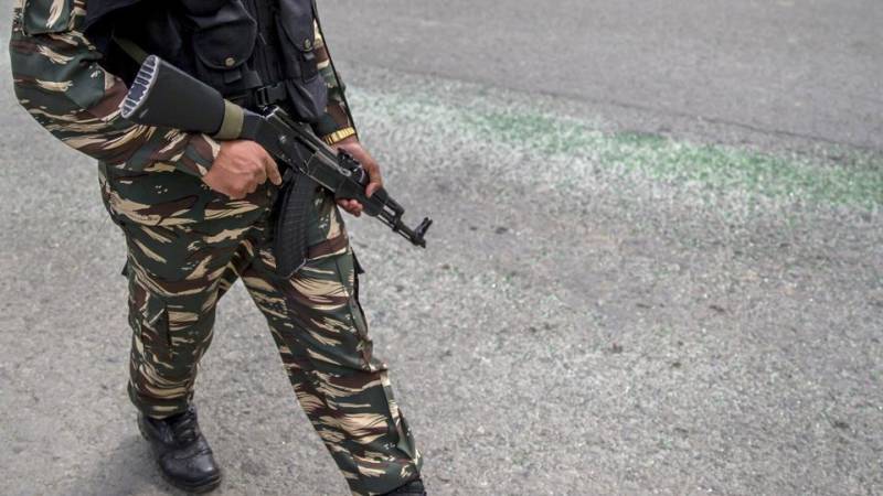 مقبوضہ کشمیر: بھارتی فوجی نے اپنے میجر کو گولی مار دی