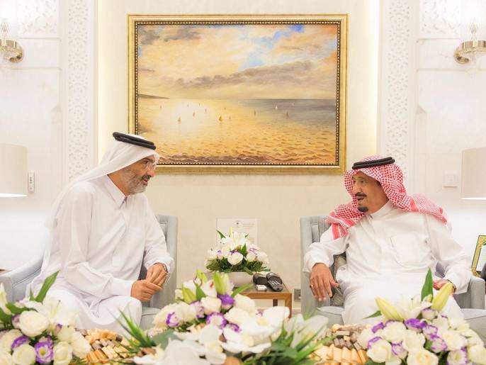 اہم قطری رہنما کی شاہ سلمان بن عبدالعزیز سے ملاقات