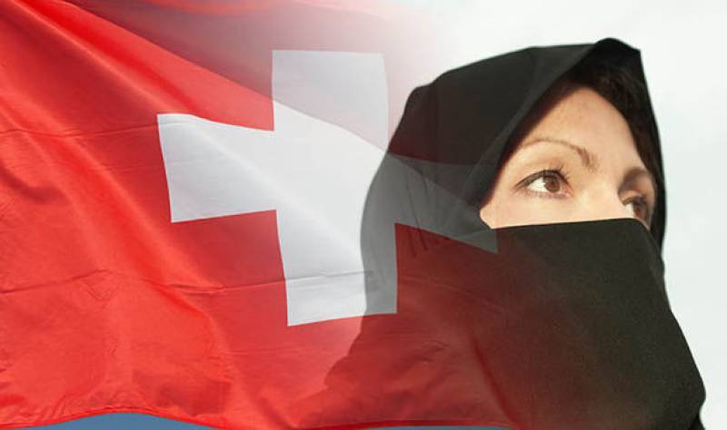  سوئٹزر لینڈ میں برقعے پر پابندی کیلئے دستخطی مہم مکمل