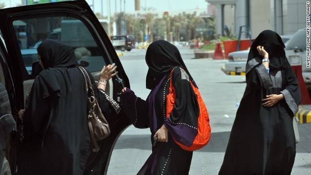 سعودی عرب میں خواتین ڈرائیوروں کی حد عمر 18سال کر دی گئی