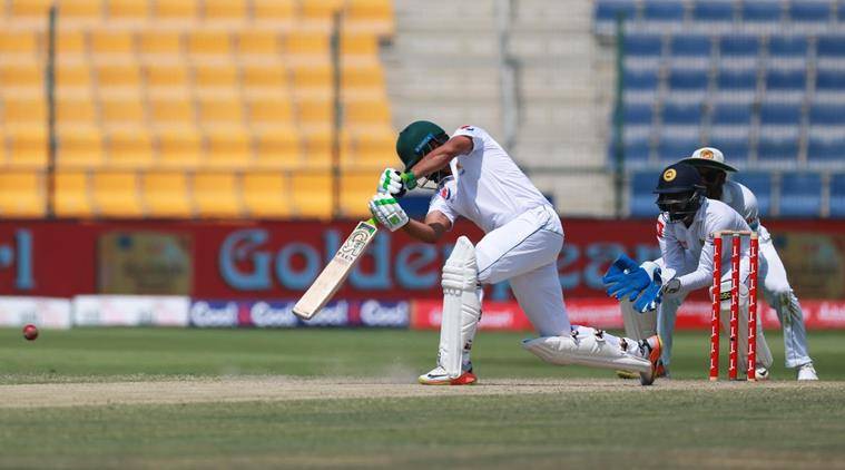 ابو ظہبی ٹیسٹ : پاکستانی ٹیم پہلی اننگز میں 422رنز پر آوٹ