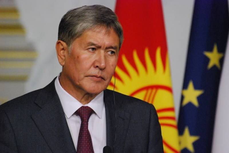 کرغزستان کے سابق وزیراعظم سورونبائی جینبیکوف ملک کے نئے صدر منتخب