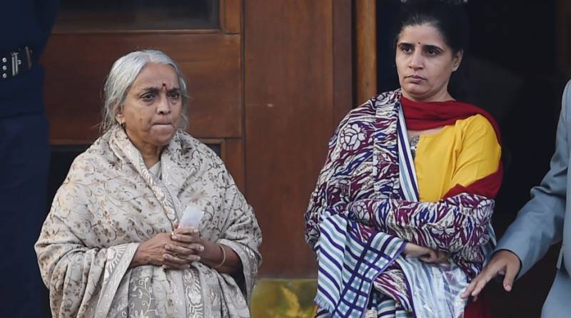 اہل خانہ نے سشما سوراج کو پاکستان میں کلبھوشن سے ملاقات سے متعلق آگاہ کر دیا