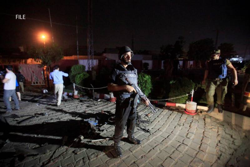 رائیونڈ میں پولیس کیمپ کے قریب دھماکہ ،9افراد شہید