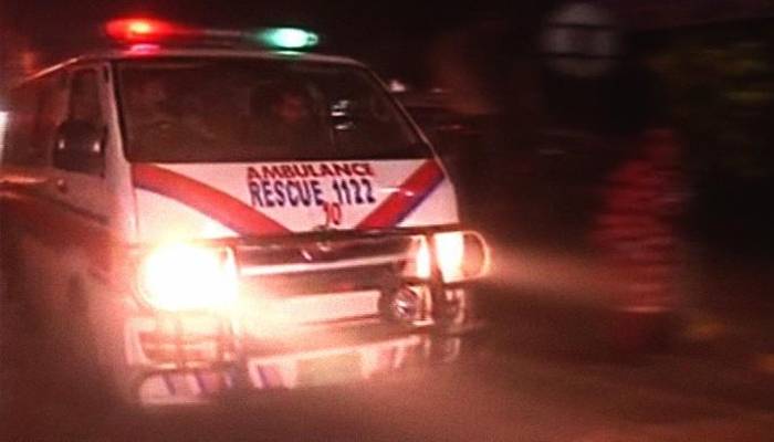 لاہور: کاسمو پولیٹن کلب کی چھت گرنے سے ملبے تلے دب کر 3 افراد ہلاک
