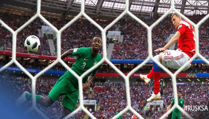فٹ بال ورلڈ کپ کے افتتاحی میچ میں میزبان روس نے سعودی عرب کو شکست دیدی 
