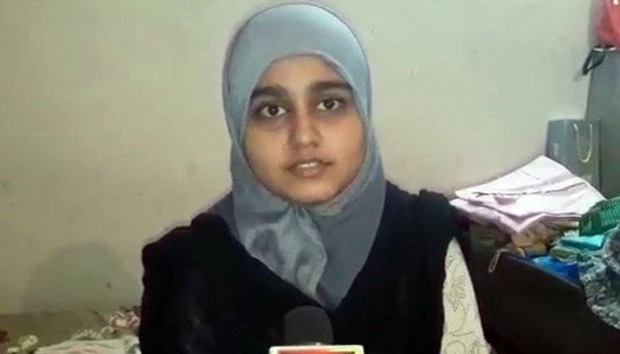 بھارت: مسلمان خواتین اسکول ٹیچرز کو حجاب اتارنے پر مجبور کیا جانے لگا