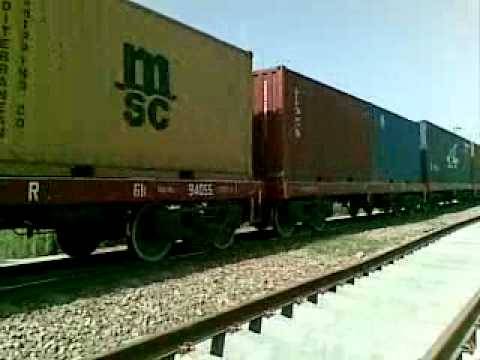کراچی سے دوسری فریٹ ٹرین کا افتتاح کر دیا گیا