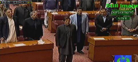 پارلیمنٹ کا مشترکہ اجلاس شروع،وزیراعظم عمران خان ایوان پہنچ گئے
