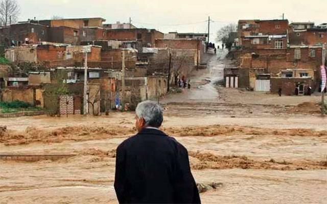 ایران میں سیلاب کی تباہ کاریاں، پاکستان نے امداد کی پیشکش کر دی 