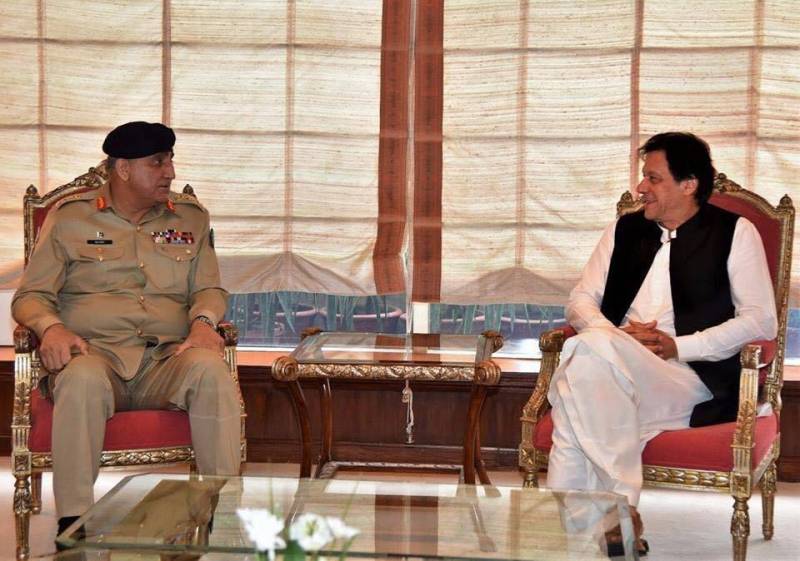 وزیر اعظم عمران خان سے آرمی چیف کی ملاقات، اندرونی کہانی سامنے آگئی