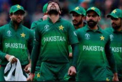 انگلینڈ کی فتح کے بعد پاکستان کرکٹ ٹیم کے کیمپ میں مایوسی چھا گئی