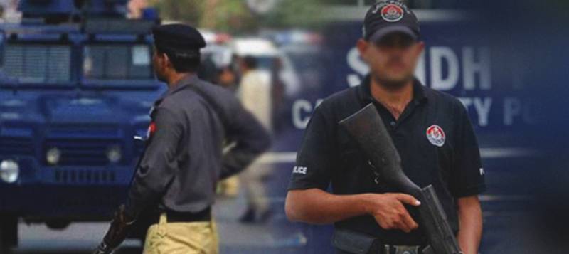کراچی، پولیس مقابلے میں 3 ڈکیت گرفتار