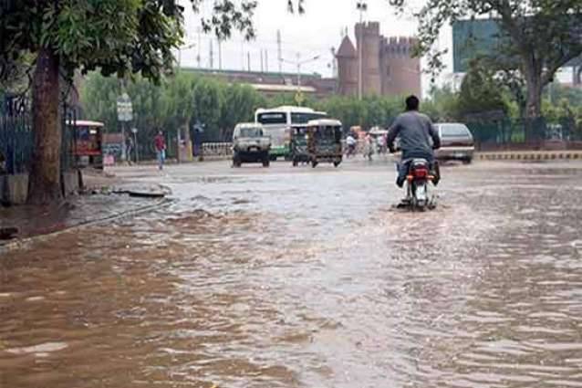 لاہور، اسلام آباد سمیت ملک کے مختلف علاقوں میں بارش