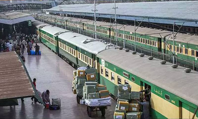 وزارت ریلوے کا 10 مئی سے محدود ریلوے آپریشن شروع کرنے کا اعلان