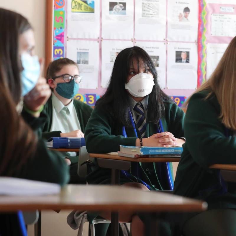 برطانیہ: سکول کھلنے کے بعد طلبہ اور فیملیز کے مفت ٹیسٹ ہوں گے