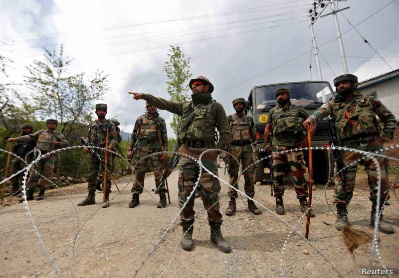 مقبوضہ کشمیر، بھارتی فوج کے کرنل اور 2 اہلکاروں نے خودکشی کر لی