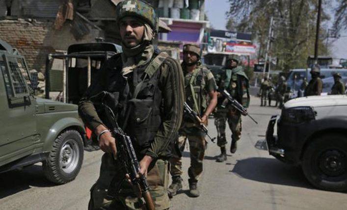 بھارتی فوج نےکلگام میں گھر گھر تلاشی کے دوران 2 نوجوانوں کو شہید کردیا 