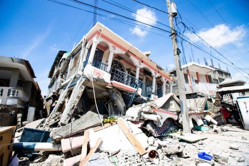 Haiti earthquake death toll surpasses 300