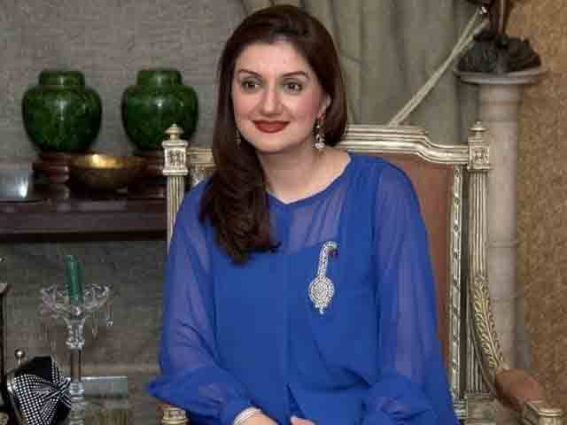 اداکارہ و میزبان عائشہ ثناء کے ناقابل ضمانت وارنٹ گرفتاری جاری