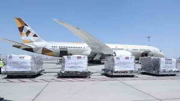 متحدہ عرب امارات نے افغانستان کیلئے 60 ٹن خوراک اور امدادی سامان پہنچا دیا