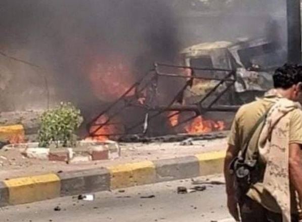 یمن کے شہر عدن میں گورنر پرقاتلانہ حملہ ، 5 سیکورٹی گارڈ مارے گئے 