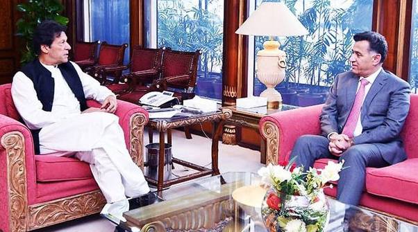 وزیراعظم پاکستان سے ڈی جی آئی ایس آئی لیفٹیننٹ جنرل فیض حمید کی الوداعی ملاقات