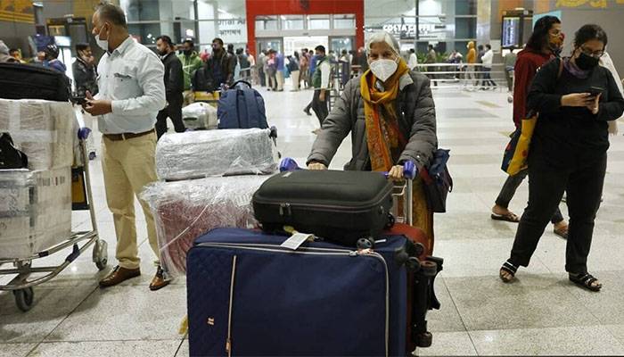 کورونا کا نیا ویرئینٹ  ’’اومی کرون ‘‘بھارت پہنچ گیا 