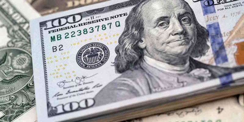  روپے کے مقابلے میں امریکی ڈالر کی قدر 29 پیسے کم ہو گئی