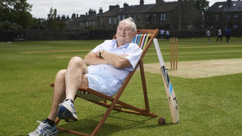سابق برطانوی ٹیسٹ کرکٹر ایلنگ ورتھ 89 سال کی عمر میں انتقال کر گئے