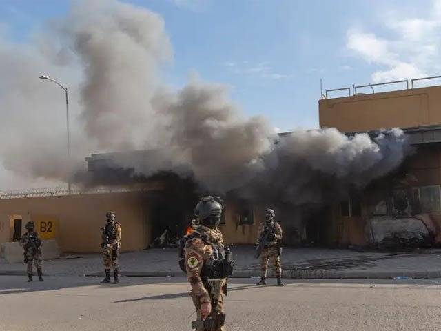 بغداد میں امریکی سفارت خانے پر راکٹوں سے حملے