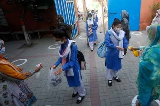Lahore Schools, Murad Ras, Minister Education