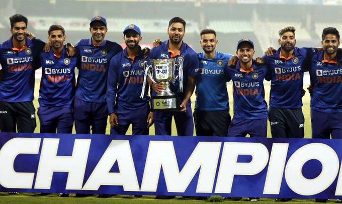 بھارتی ٹیم ٹی 20 کرکٹ میں نمبرون ٹیم بن گئی