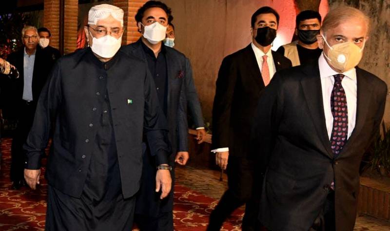 نامزد وزیر اعلیٰ پنجاب چوہدری پرویز الہٰی کیخلاف بھی زرداری کا پہلا ردعمل آگیا 