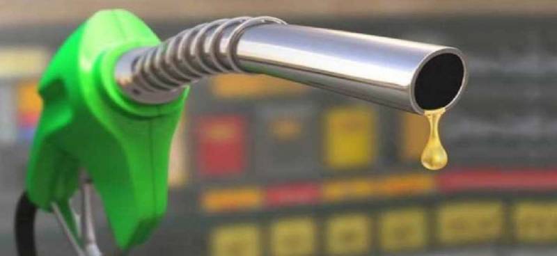 خام تیل کی قیمت میں مسلسل اضافہ، پاکستان میں بھی پیٹرول مہنگا ہونے کا خدشہ