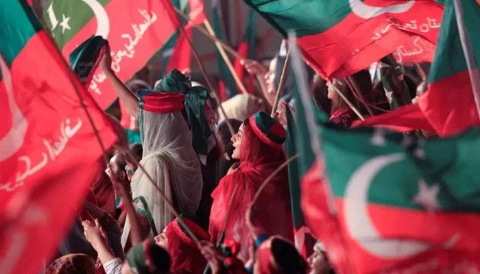 پاکستان تحریک انصاف کی طرف سے بڑی تبدیلی