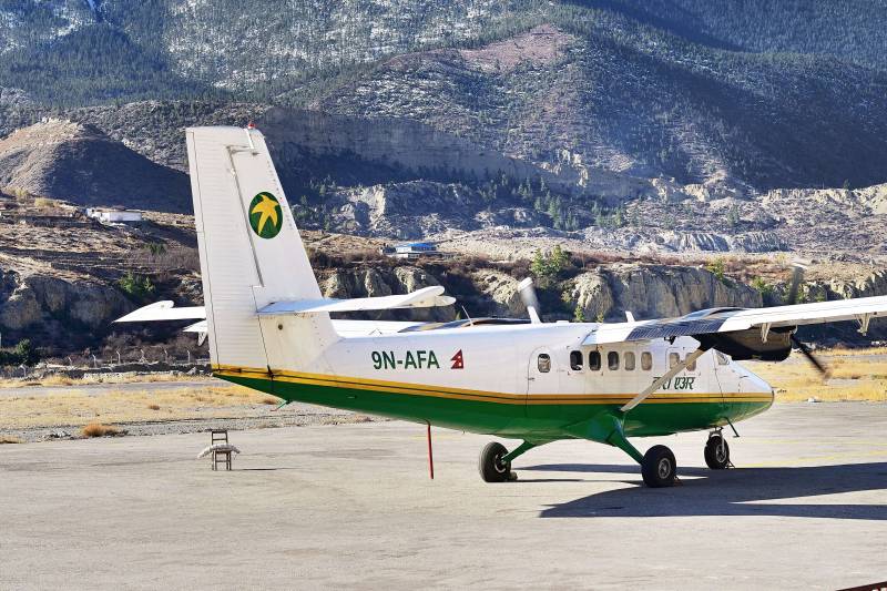 نیپال میں مسافر طیارہ گر کر تباہ ، 22 افراد ہلاک 