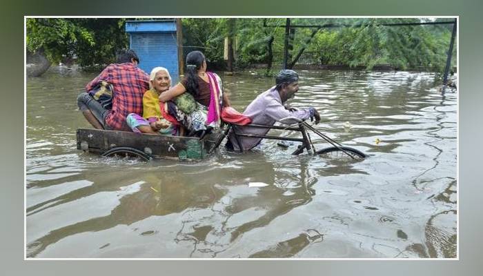 بھارت میں بارشوں ، سیلاب اور لینڈسلائیڈنگ نے تباہی مچا دی