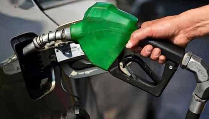 عوام کیلئے بری خبر، پٹرول کی قیمت میں 23 روپے اضافہ؟