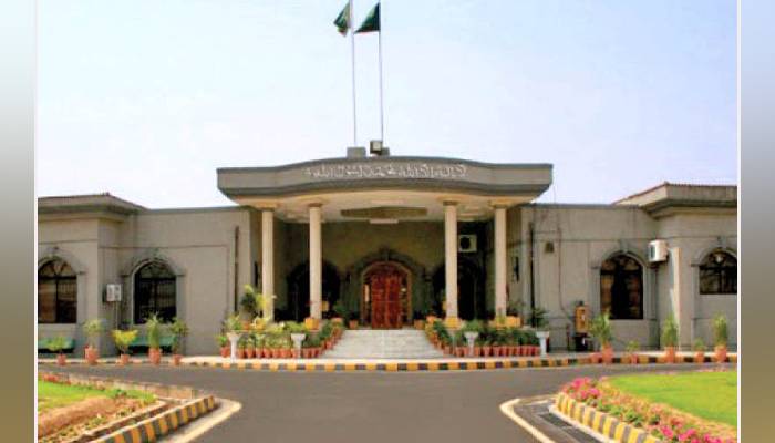 پی ٹی آئی نے ممنوعہ فنڈنگ کیس کا فیصلہ اسلام آباد ہائیکورٹ میں چیلنج کردیا