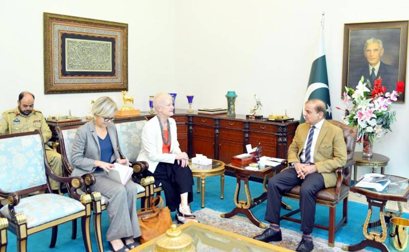 یورپی یونین کی پاکستان میں نئی سفیر ڈاکٹر ریناکیونکا کی وزیراعظم سے ملاقات